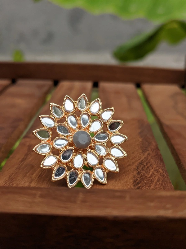 Sheesha Kundan Ring  - Grey 