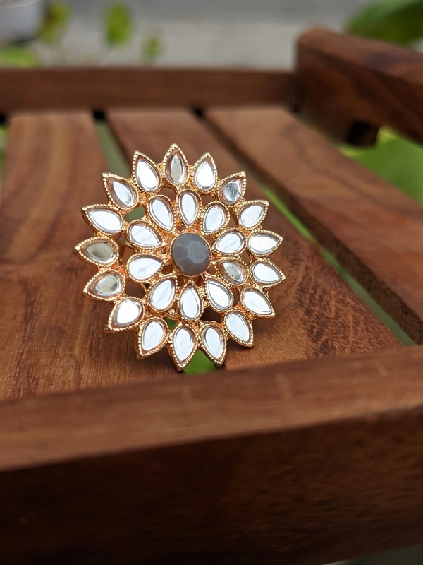 Sheesha Kundan Ring  - Grey 