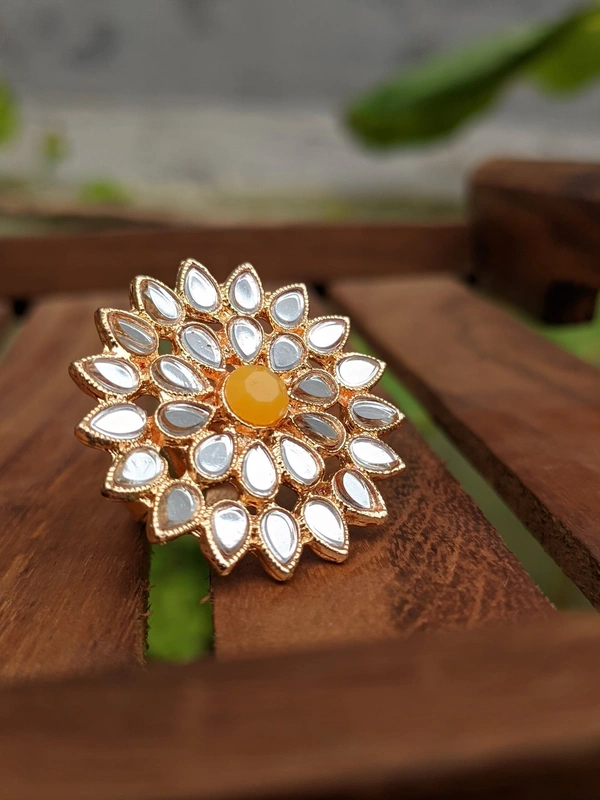 Sheesha Kundan Ring  - Yellow 