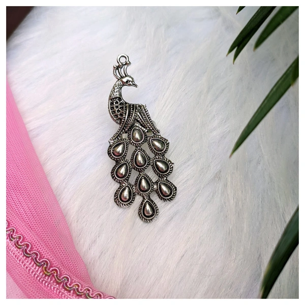Peacock Ring