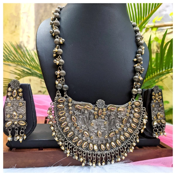 Kundan Fusion Necklace 