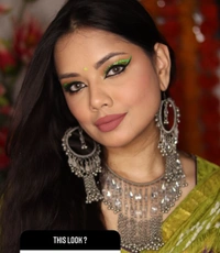 Silver Lookalike Hasli Necklace With Earrings 