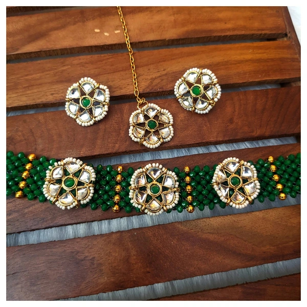 Aarti Choker Set  - bottle green