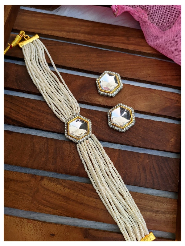 Hina Khan Inspired Choker Set