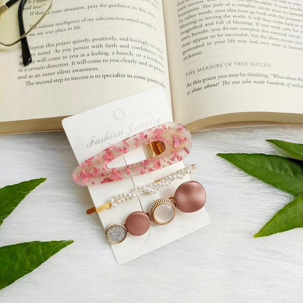 Set Of 3 Hair Clips 
