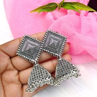 Pyramid Jhumki 