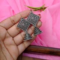 Rangoli Jhumki 