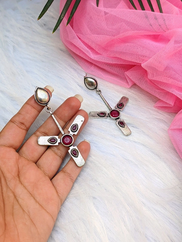 Fan Earrings  - red