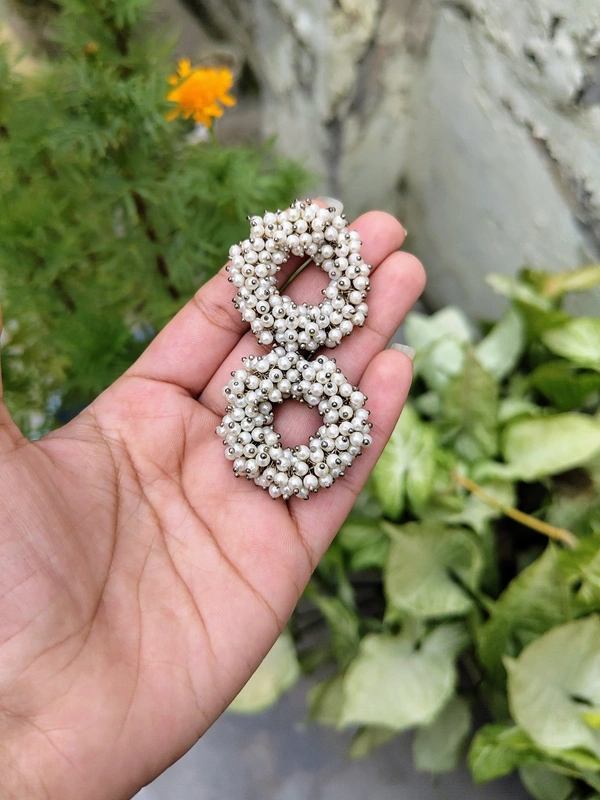 Pearl Cluster Studs 