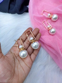 Pearl Hanging Earrings  - Gold