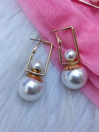 Pearl Hanging Earrings  - Gold