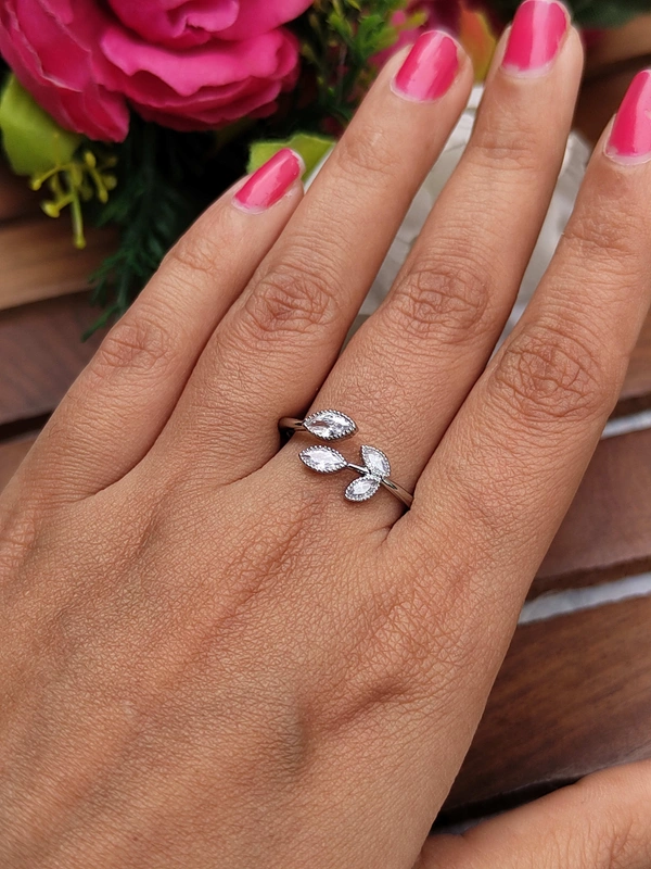 Leaf Ring 