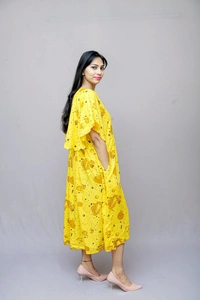 Mom's Kurtiz by Neil Maternity feeding nursing wear cape style with zip & pocket. - Yellow, 42