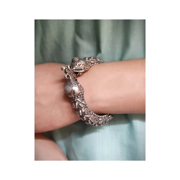 Radhi Kada - silver, Free size