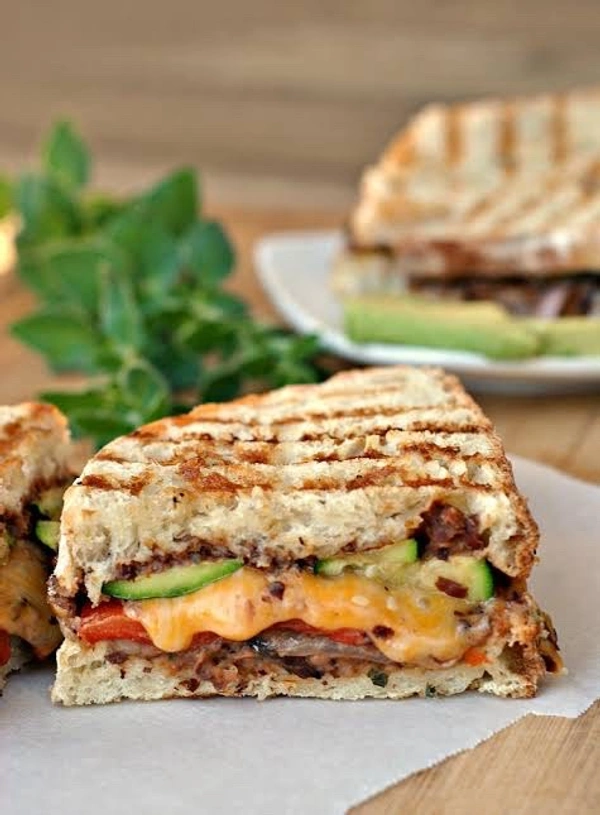 Veg Cheese Sandwich 
