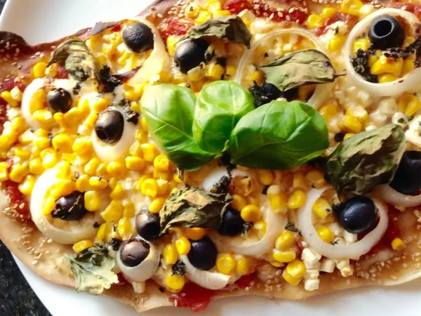 sweetcorn olive pizza 