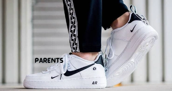 NIKE AIRFORCE UTILITY ♦️ - 42
