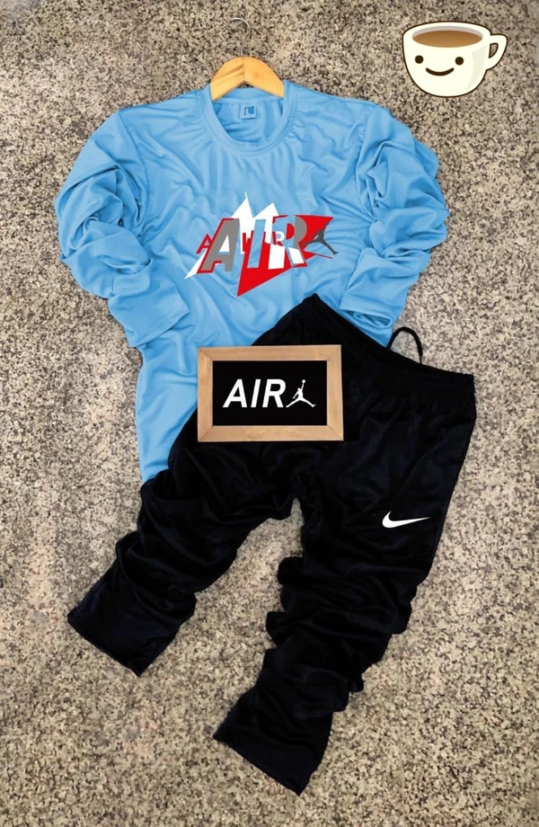 NIKE TRACKSUIT & T-SHIRT - GRAY, L