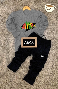 NIKE TRACKSUIT & T-SHIRT - GRAY, L