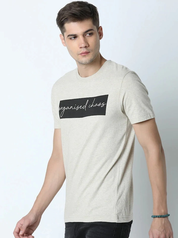 Huetrap - Men Beige And Black Printed Round Neck - XL