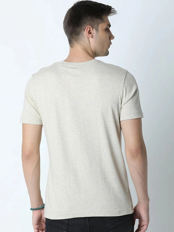 Huetrap - Men Beige And Black Printed Round Neck - XL