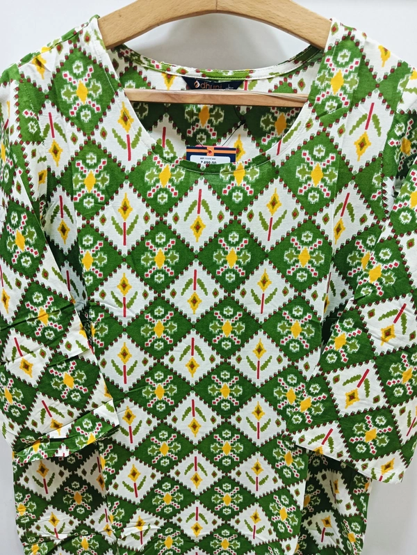 Dhuni By Avaasa Kurti - Large, Dark Green