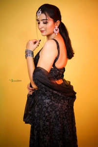 Purva's Closet Black Colour Bridesmaids Lehenga Choli With Dupatta - Black, M
