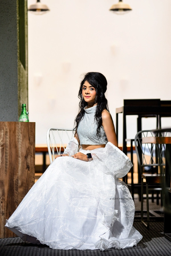 Purva's Closet Organza White Lehenga With Shimmer Choli - white and shimmer, Freesize