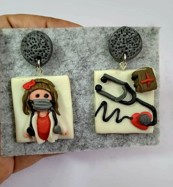 Trendy Handmade Earrings - Multicolored, free size