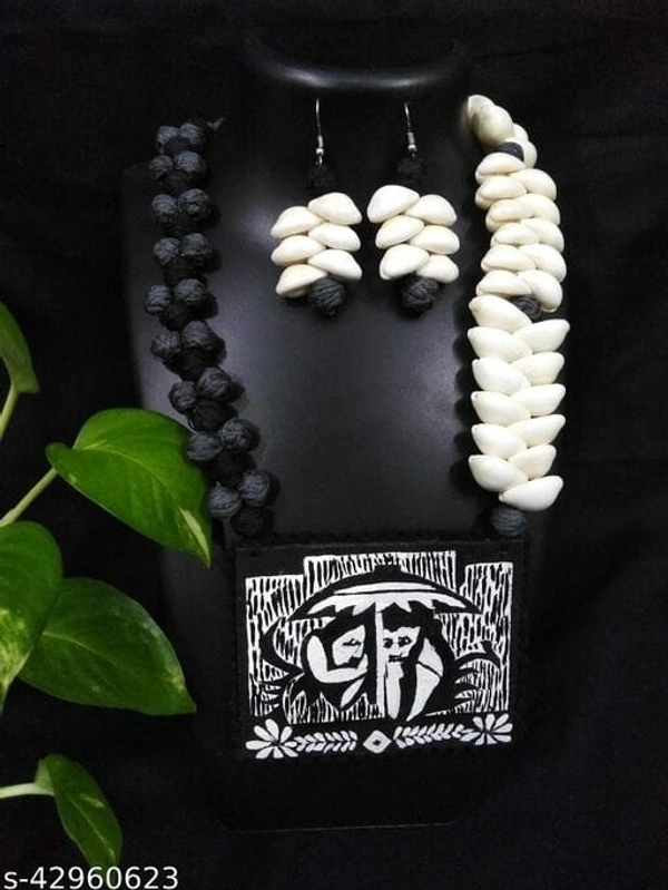 Durga Face Handmade Jewelry Set - Black