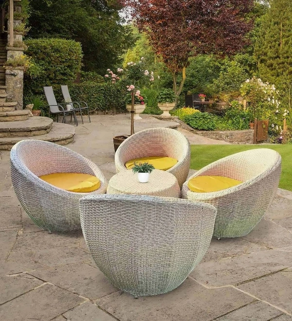 Zecado Fortune 4 Seater Outdoor Patio Set in White Black Corduroy Finish with Yellow Cushion - White & Black, Yellow