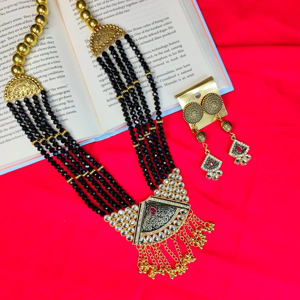 Gorgeous Black Gold Plated Necklace Woth Earring Set