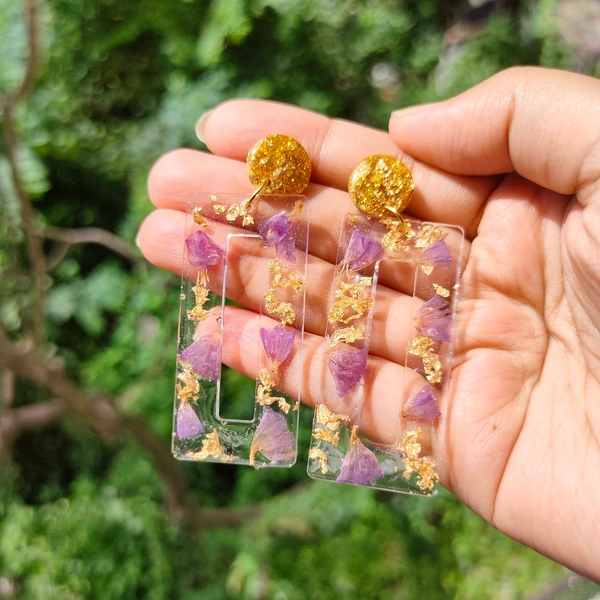 Transparent Resin Dried Petal Art Earring 