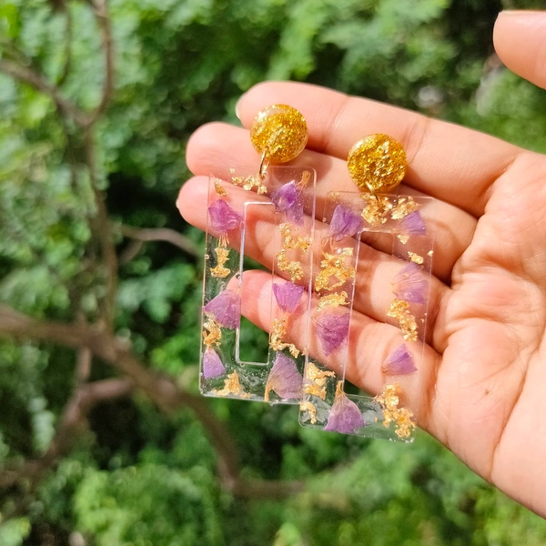 Transparent Resin Dried Petal Art Earring 
