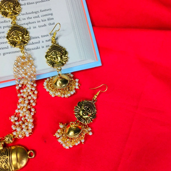 Pearl Navratri Special Necklace With Earring Set