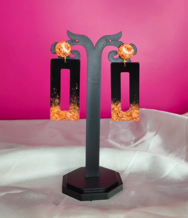 Resin Art- Bronze & Black Earring. 