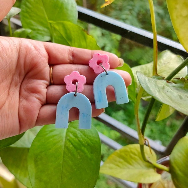 Flower Girl- Resin Epoxy - Pink & Blue