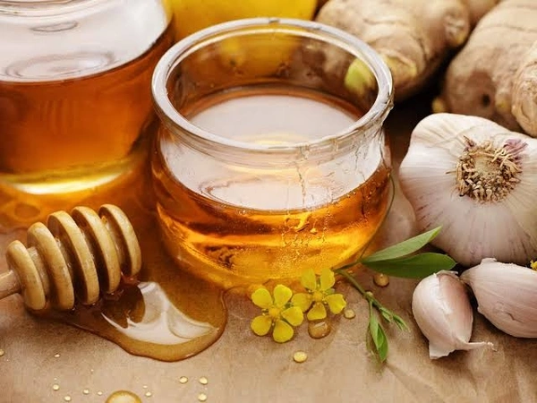 Garlic Syrup Honey ( பூண்டு சாறு தேன் ) - 300 gms