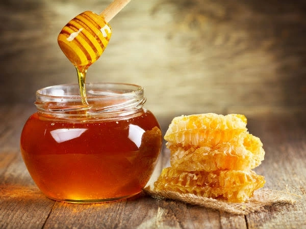 Honeycomb ( தேனடை ) - 450 gms