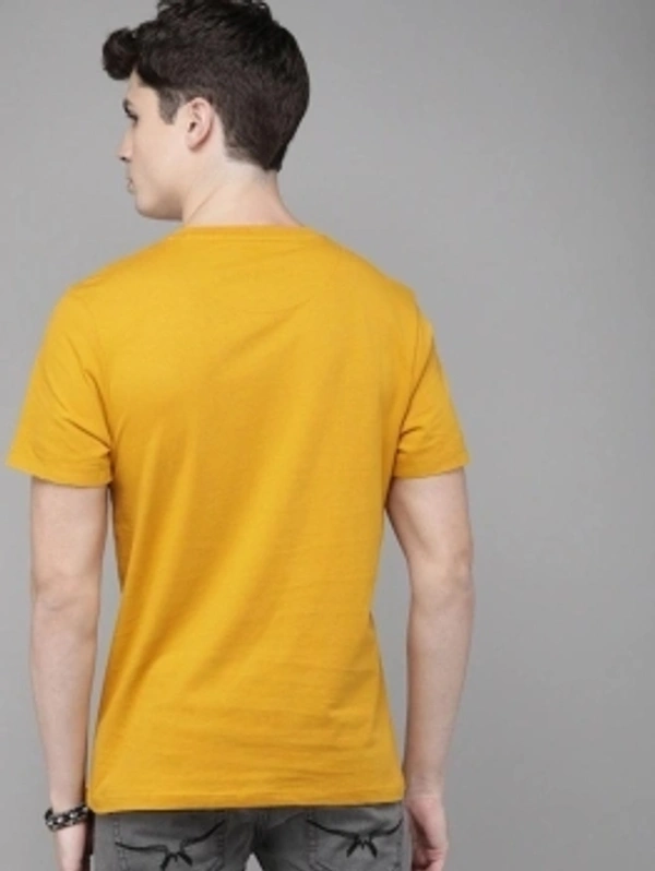 Young trendz Printed Men Round Neck Yellow T-Shirt - MUSTARD, XL