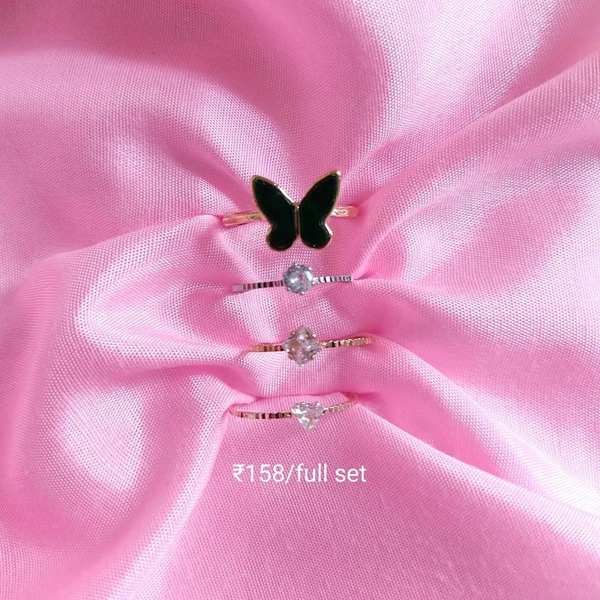 Butterfly Ring Set (Emerald)