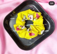 Funky Nylon Scrunchies - Yellow SpongeBob