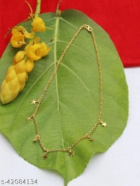 Beautiful Necklace Chain - golden, free size