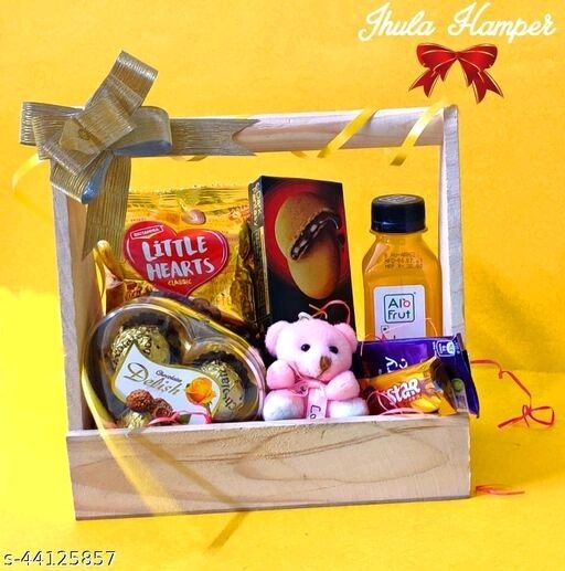 GOURMET COMPANY Birthday/Anniveresary/Corporate Gifting/Festive Premium  Chocolate Gift Hamper Basket |Gift For Girls/Friend/Wife/Family | Organic  Green Hamper | Surprise Gift | Premium combo : Amazon.in: Grocery & Gourmet  Foods