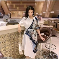 Middi Dress - black , white