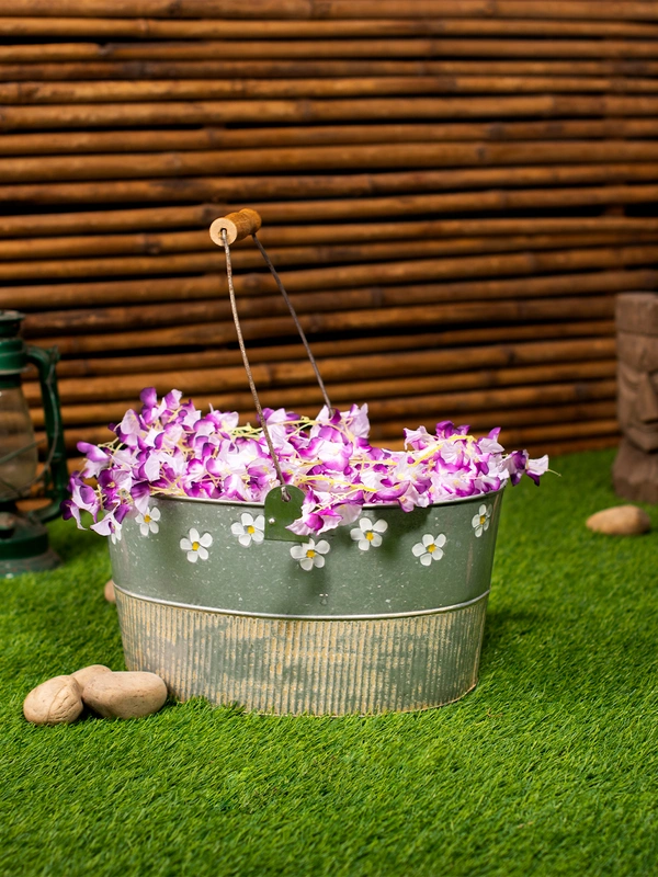 Oval Flower Embossed Tub