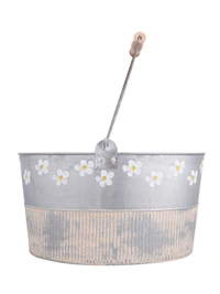 Oval Flower Embossed Tub