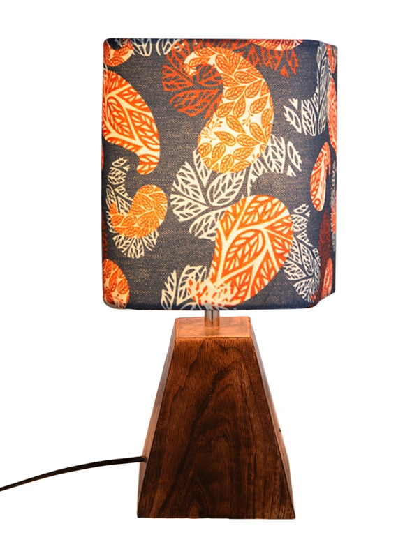 Pyramid Colorful Ambee Print Lamp