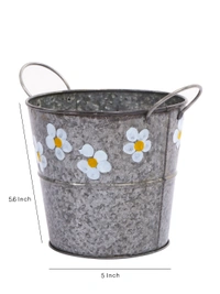 Flower Embossed Pot
